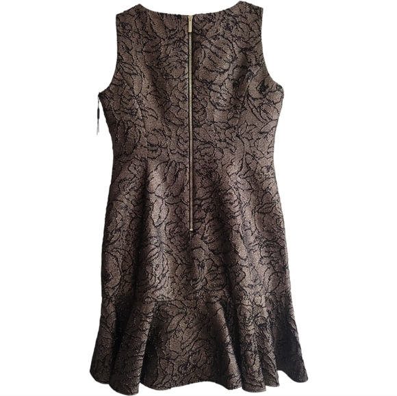 NWT Calvin Klein Brocade Flounce-Hem Sheath Dress 12 Gold Black Metallic Glamour - Picture 6 of 9